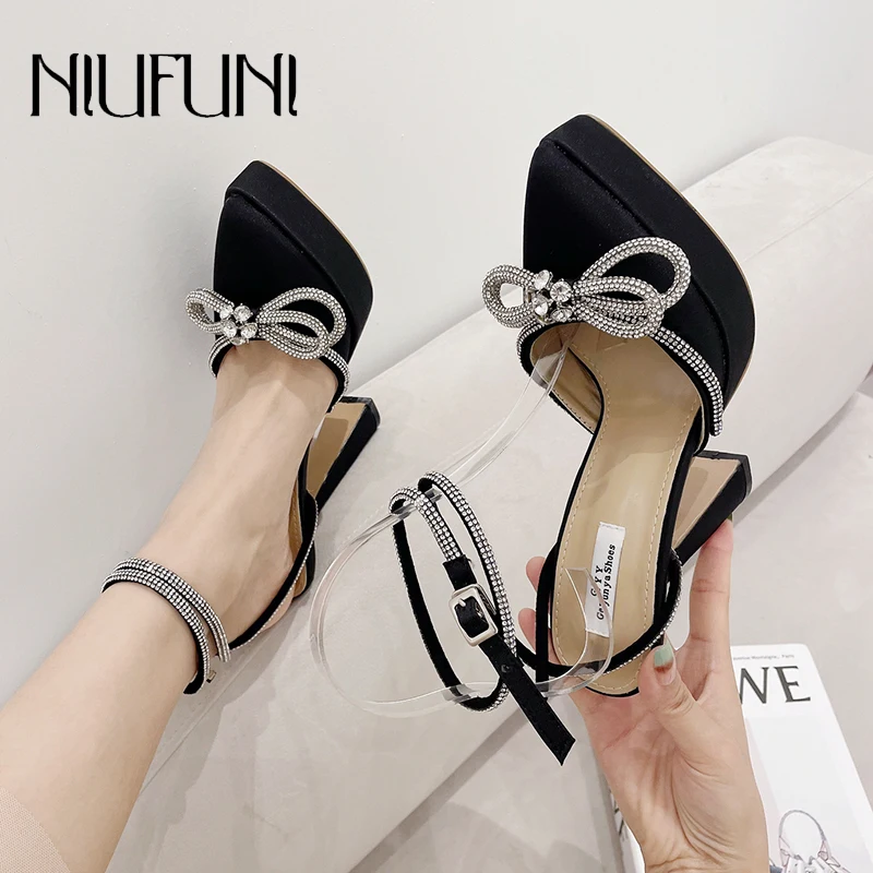 

NIUFUNI/летние женские босоножки с заостренным носком, со стразами и бантом, с ремешками на лодыжках, с пряжкой; Однотонные женские сандалии-гла...