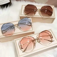 2022 fashion tea gradient borderless sunglasses women ocean water cut trimmed lens metal curved temples sun glasses female