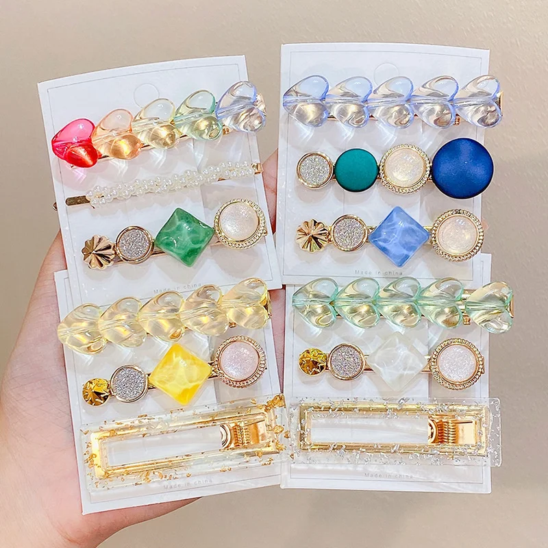 

Новинка 2022, акриловые заколки и зажимы для волос в форме сердца, аксессуары для волос для женщин, корейский тренд, 3 шт./компл., Геометрическая...