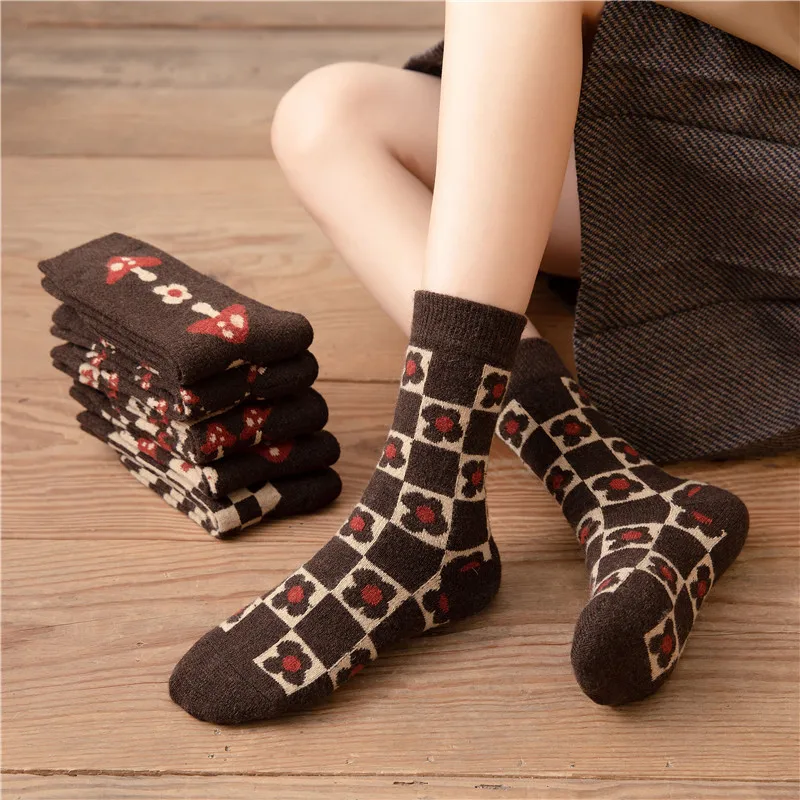

2022 Autumn Winter Warm Comfortable Cotton Checkerboard Mushroom Cute Socks Thickened Warm Wool Socks Tube Socks Casual Socks