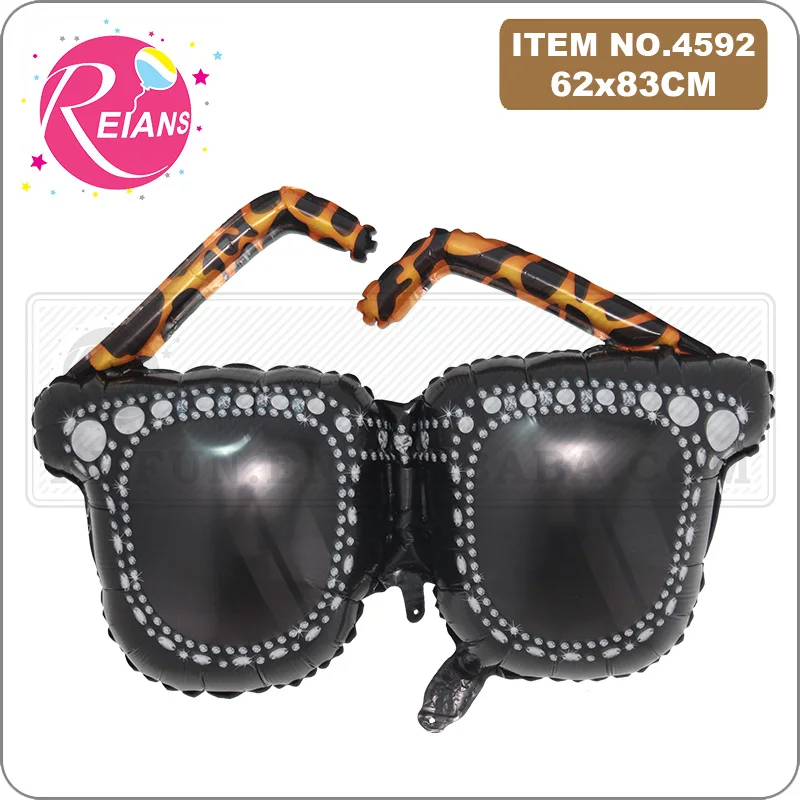 

Фольгированные шары с микрофоном в очках