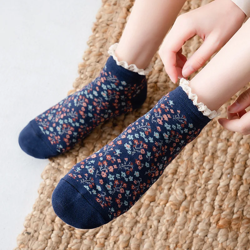 

Women Vintage Short Socks Girl Flower Printed Lace Spring Summer New Nordic Crimped Cotton Cute Ruffle Sweet Socks