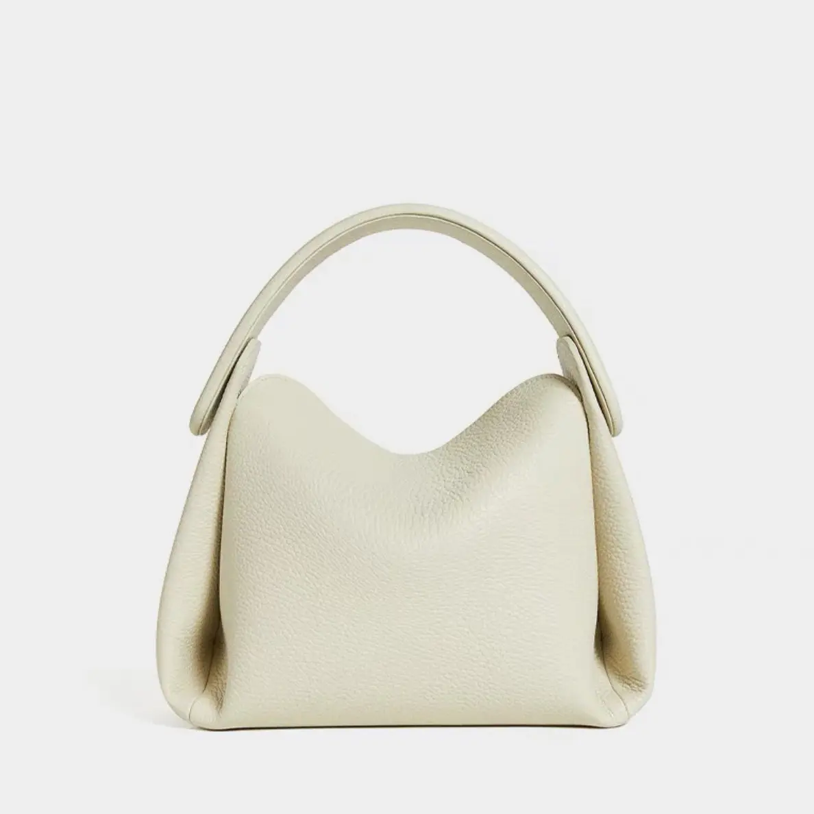 2023 new design of matching large soft cigarette case bag niche urban minimalist style saddlebag female handbag