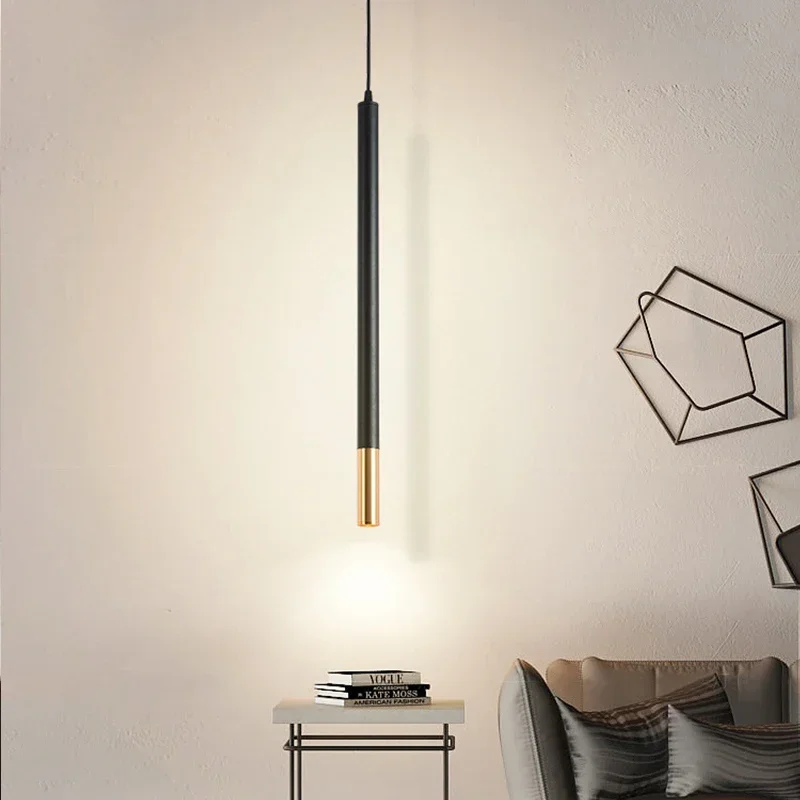 Металлический подвесной светильник в современном стиле