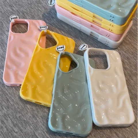 Чехол с 3D морщинами для iPhone 16, 15, 14 Plus Pro Max 12, 11, 13, однотонный, с волнистым узором, мягкий силиконовый, эстетичный чехол