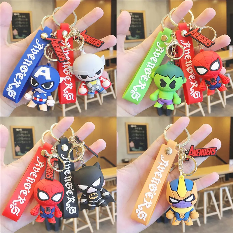 

2022 Anime Marvel Avengers Spiderman Iron Man Hulk Panth PaKeychain Superhero Heroes Figures Bag Pendant Cartoon Pvc Toys Gifts