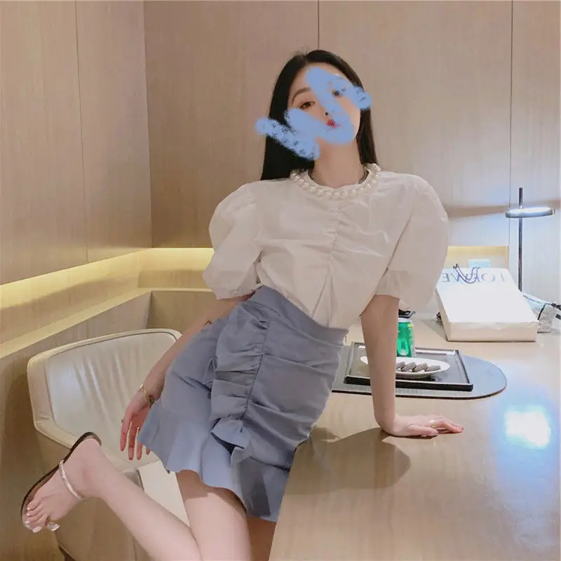

2022 Summer Women New Skirts Suits Female Short Sleeve O-neck Tops and High Waist Slim Mini Skirts Ladies Two Piece Sets P54
