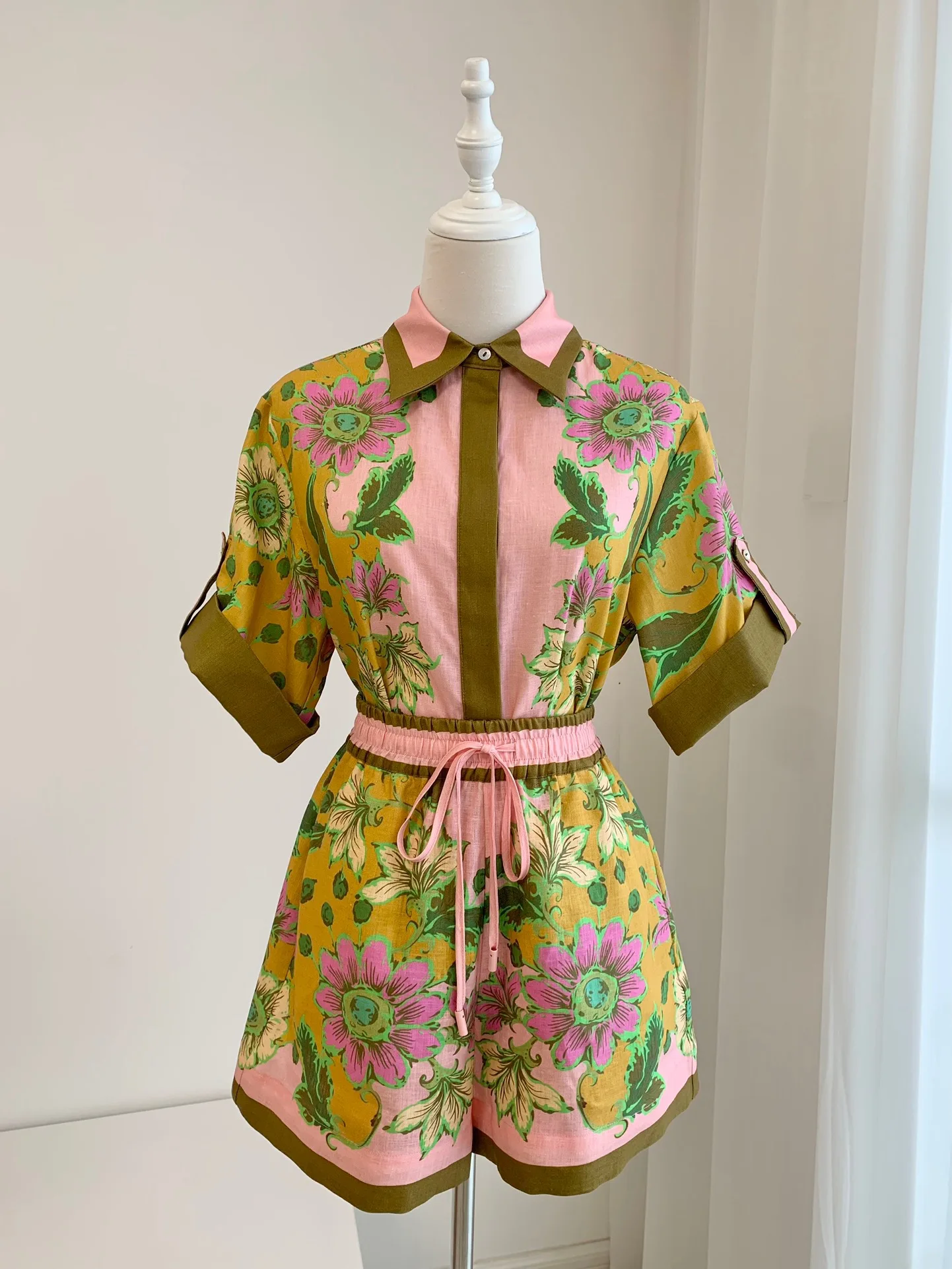 

Women Floral Print Contrast Color Linen Blouse Or High Waist Shorts