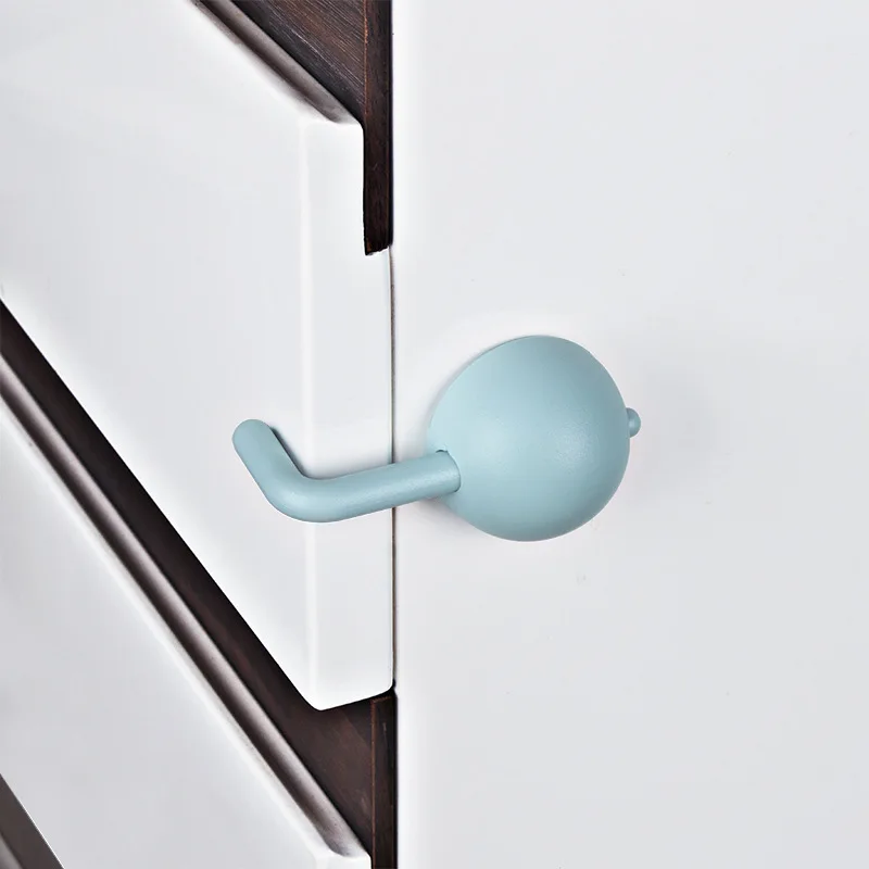 

New Baby Safety Lock Anti-Pinch Hand Children Safety Cabinet Door Drawer Locks Multi-Functional Security Refrigerator Buckle