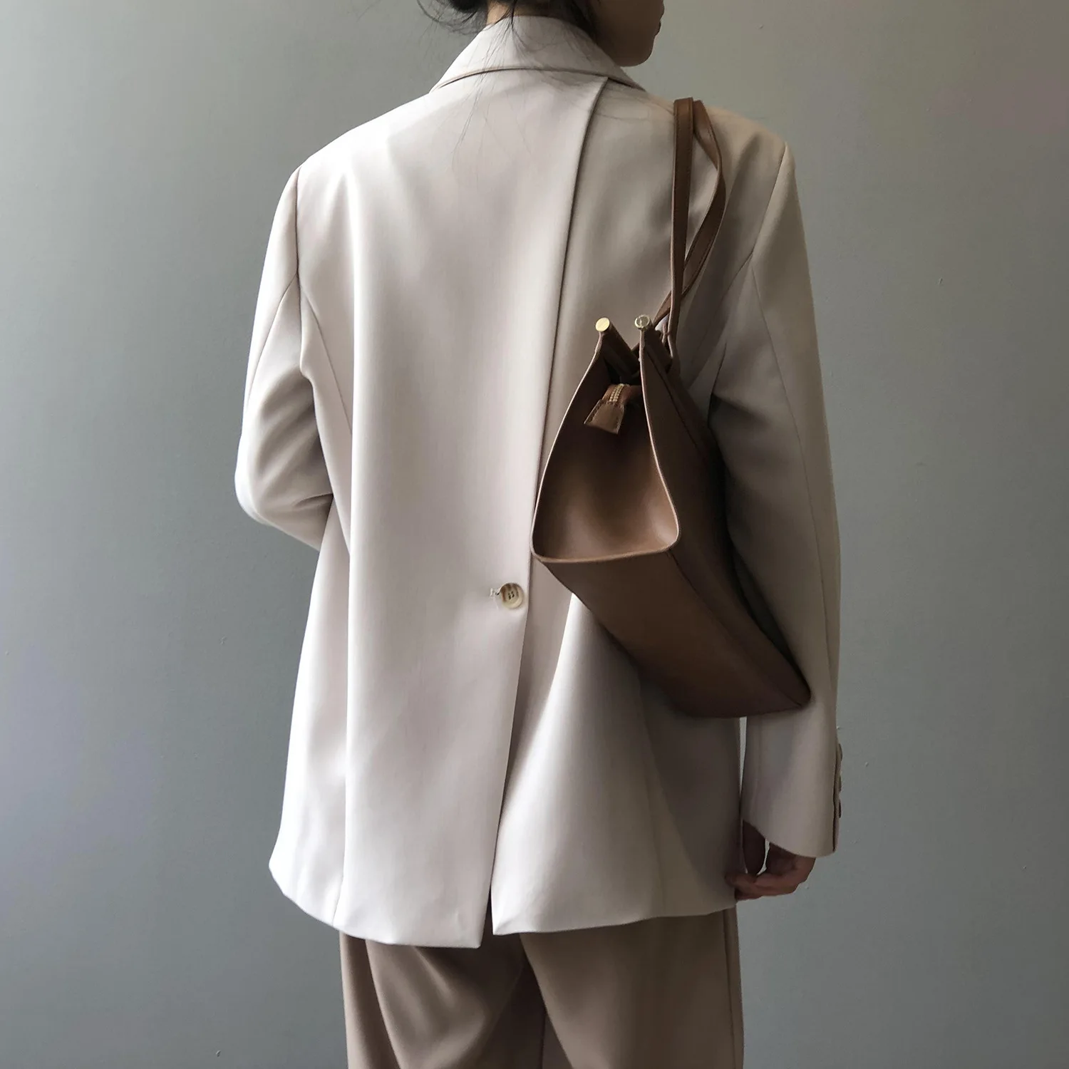 

Women's Suit Jacket Autumn 2022 New Korean Style Loose Temperament Design Sense of Slit Suit Jacket Blazer Women Coat Solid