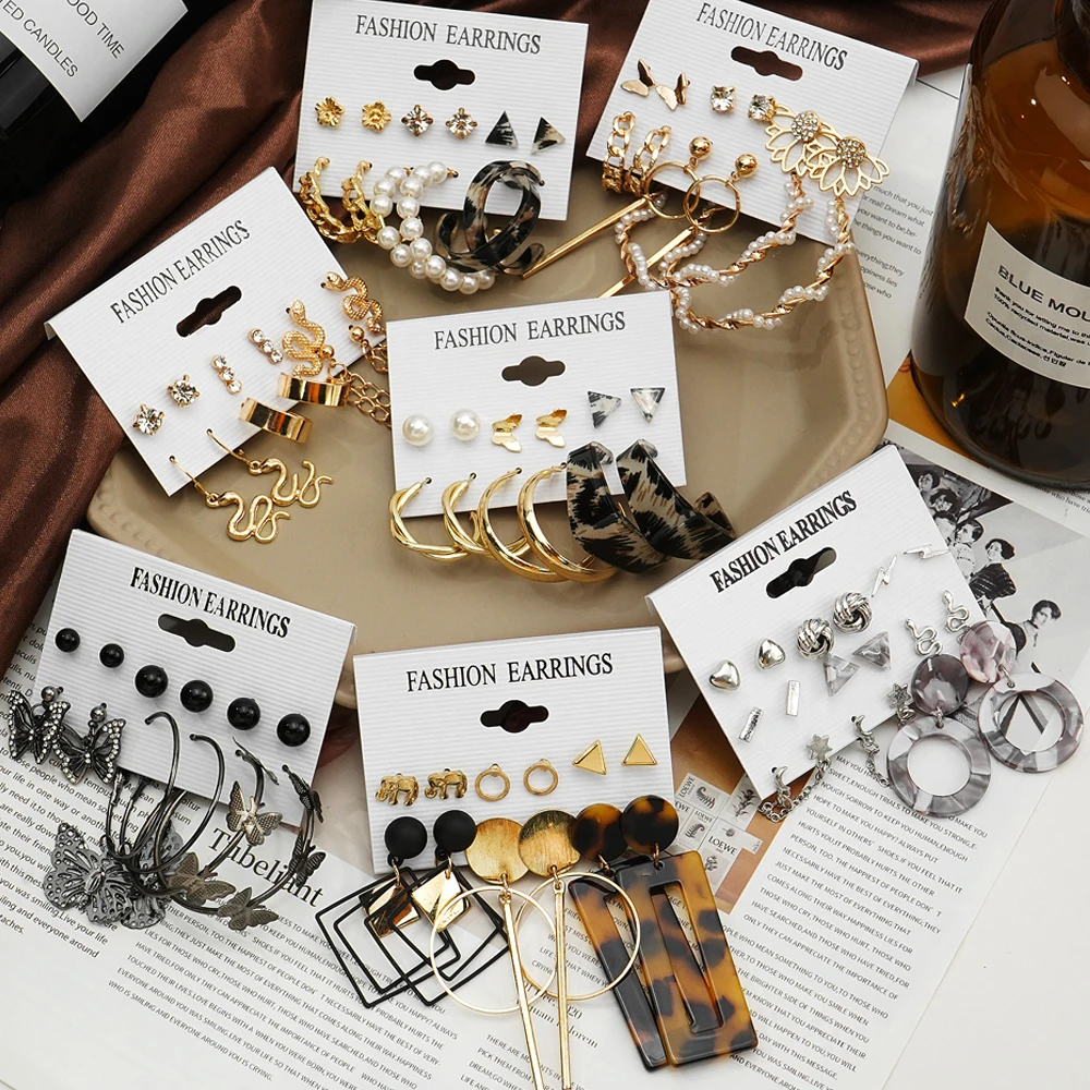 

Cute Geometirc Acrylic Pearl Round Earrings Set For Women Resin Butterfly Round Earrings Trendy Jewelry Girl Accessory Gift