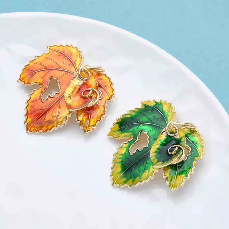 Женская/Мужская брошь в виде листьев Wuli &amp baby эмалированная форме червя 2 цвета