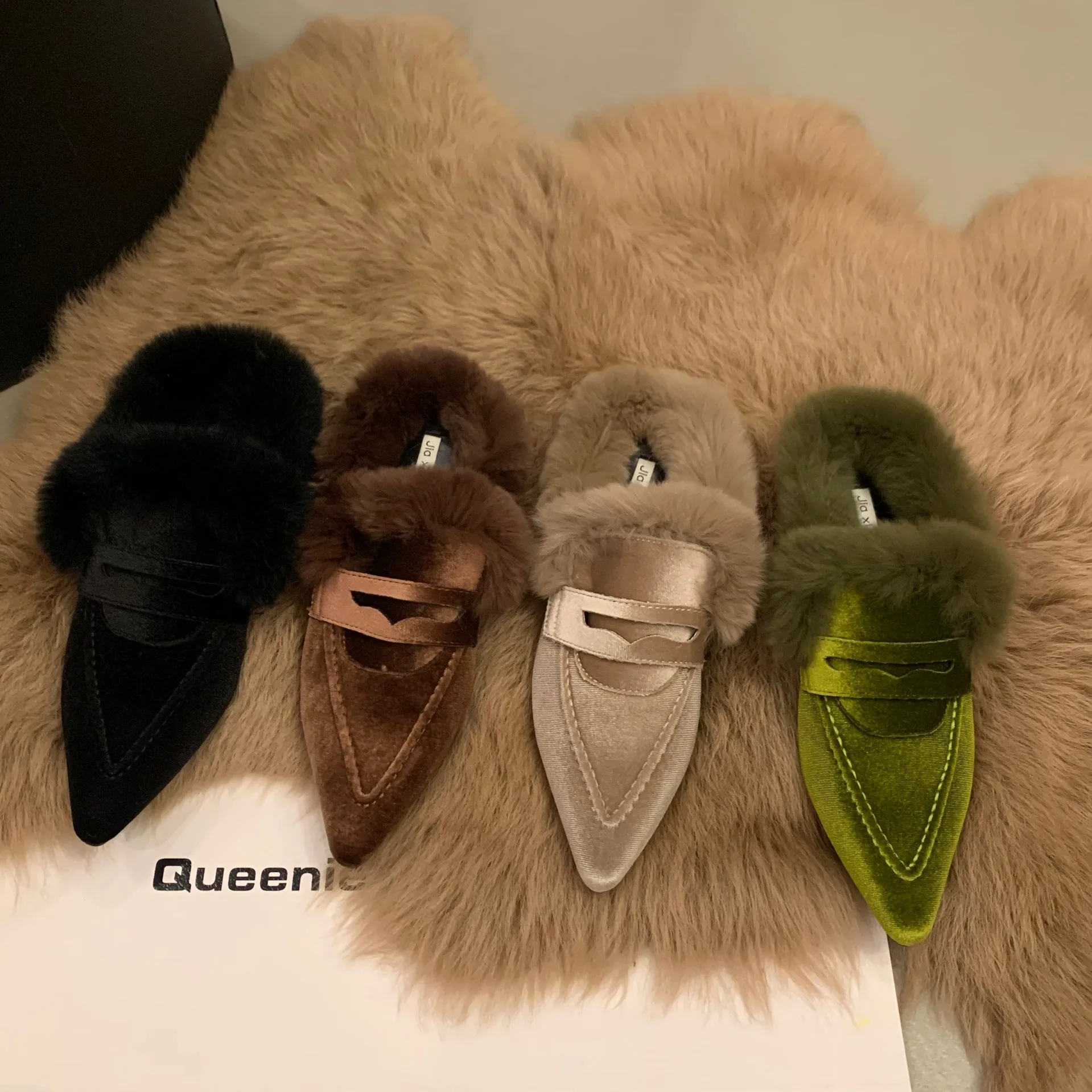 

2023 Autumn Thick Heels Pointed Toe Plus Fluffy Cotton Slippers Women's Shoes Outerwear Slip on Temperament Baotou Half Drag