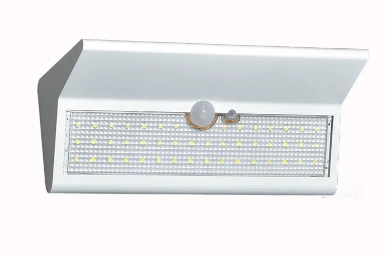 

Солнечный светильник CXWON 46 светодиодов