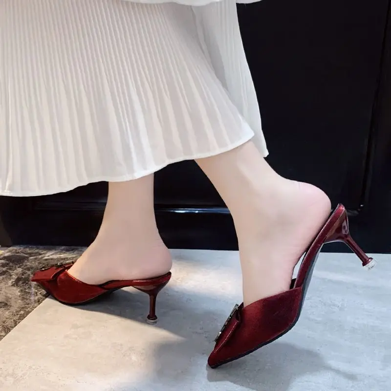 2023 New Square Button Pointed Red Mueller Baotou Half Slippers Women's Slim Heels Versatile Mesh Red One Step Lazy Shoes