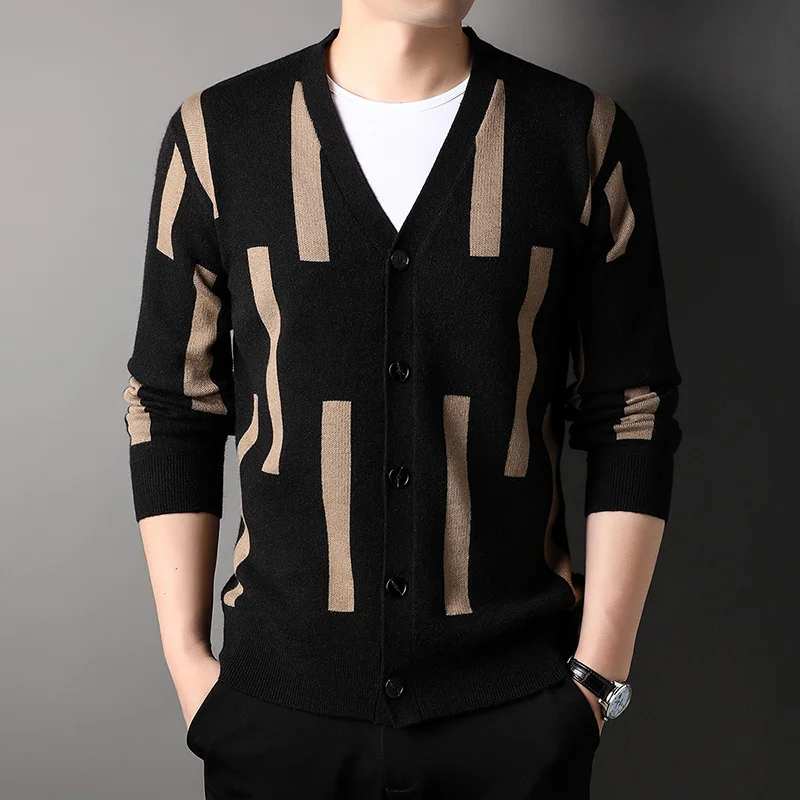 

New men's high-end luxury V-neck knitted cardigan vertical striped single-breasted sweater British style slim coat 2022 autumn
