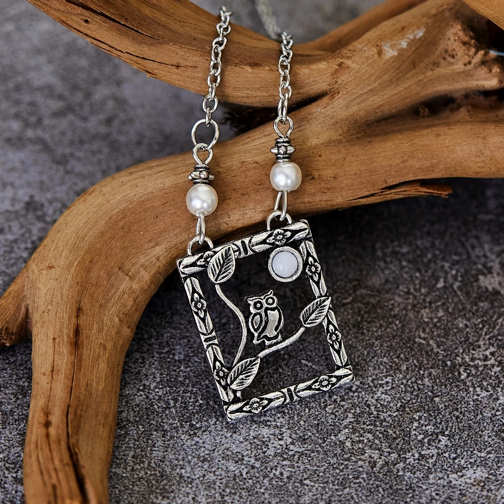 

Rectangle Bird Hollow Pendant Necklace for Women Zircon Retro Personalized Hanging Collar Choker Metal Chain Accessories Jewelry