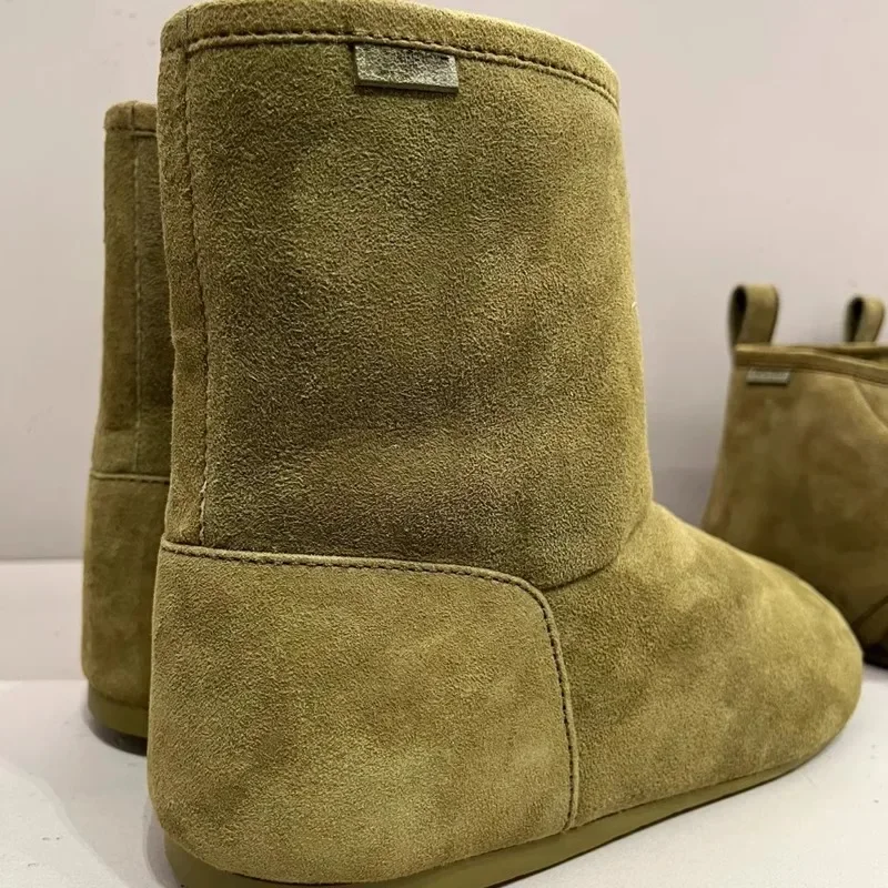 Зимние ботинки из матовой кожи на меху удобные повседневные короткие с круглым