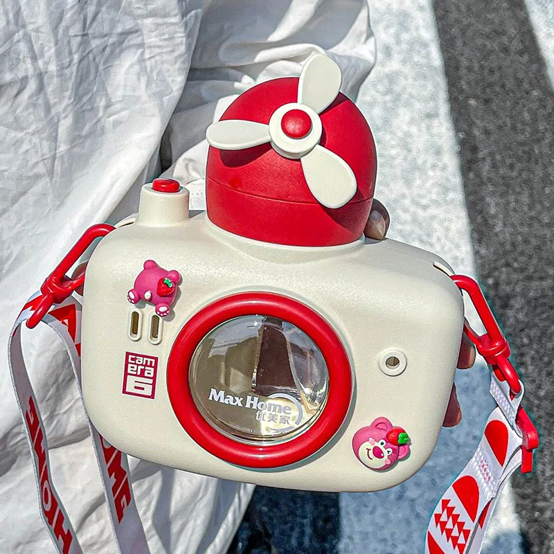 

Детские стаканы для воды 550 мл, летняя портативная пластиковая бутылка для воды, устойчивая к высоким температурам, для милых студентов