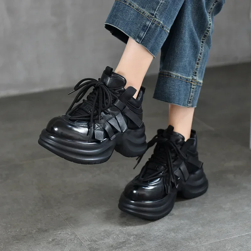 Ботильоны женские кожаные на танкетке