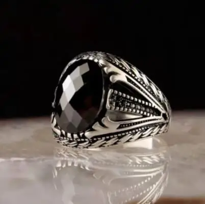 

Retro Oval Stone Crystal Men's Ring For Luxury Party Wdiing Jewelry Male Pattern Rings Accessories Size 6-13