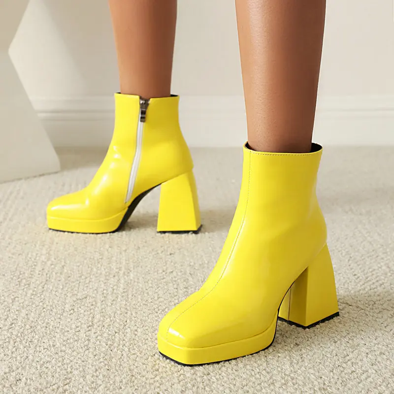 

Winter Warm Goth Ankle Booties Plus Size 46 47 PU Patent Leather Yellow Shoes Women Chunky Heels Platform Martin Chelsea Boots