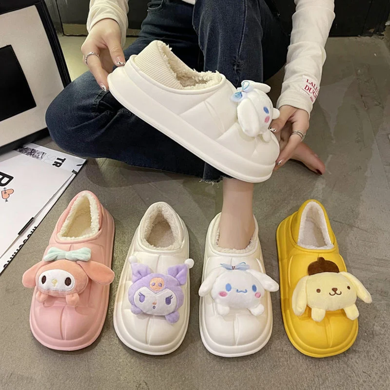 

Kawaii Sanrios зимняя обувь Теплые Нескользящие плюшевые хлопковые домашние тапочки с мягкой подошвой Kuromi Cinnamoroll My Melody Милая обувь Рождественский...