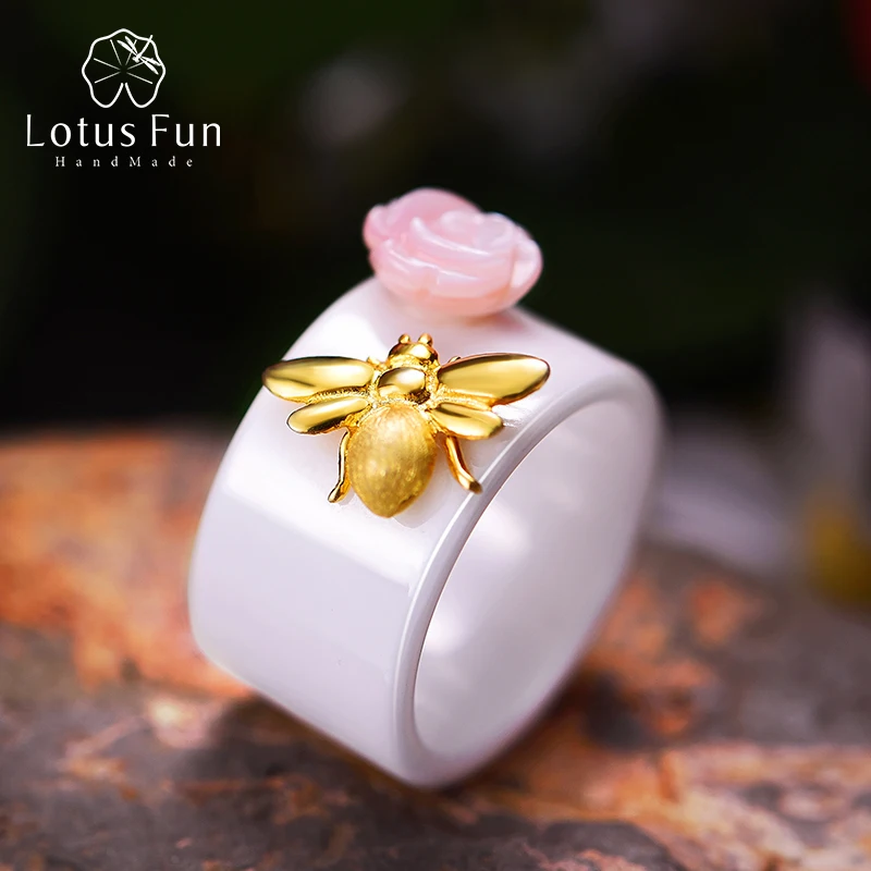 Lotus Fun-Anillo de plata de ley 925 y cerámica con abeja de oro, joyería fina hecha a mano con diseño de rosa y abeja en oro de 18K, para mujeres