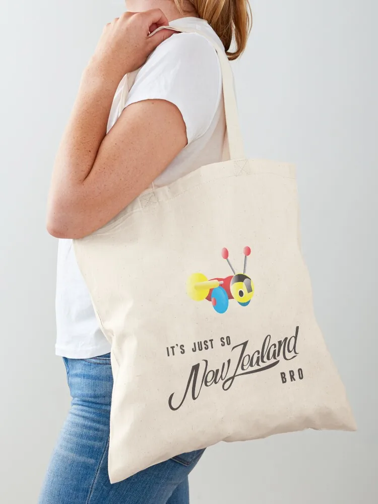 Фото It Just so New Zealand Bro, Buzzy Bee Tote Bag Холщовая холщовая сумка для женщин, сумка на тележке для покупок №2