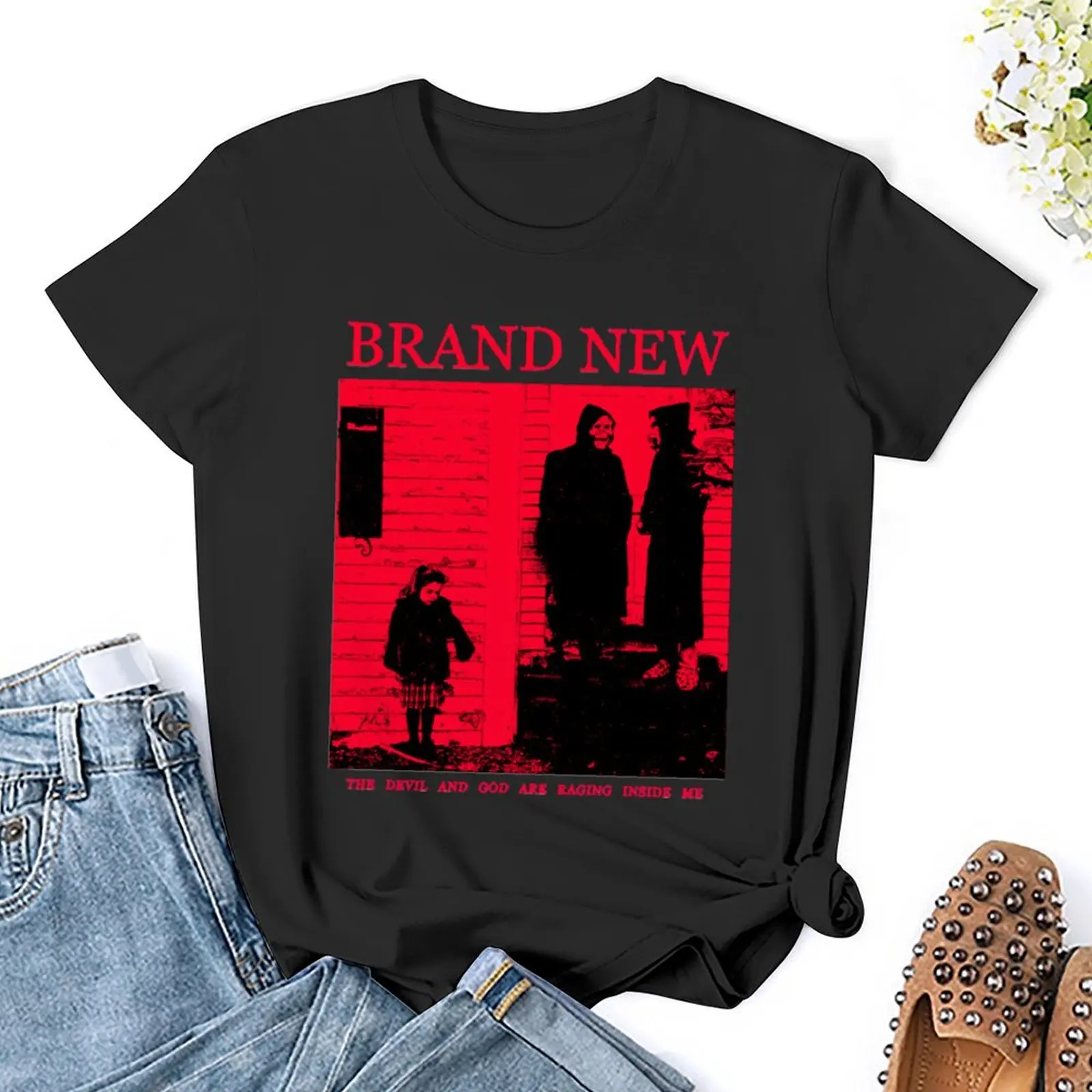 Хлопковая футболка &quotThe Devil and God Are Raging Inside Me&quot