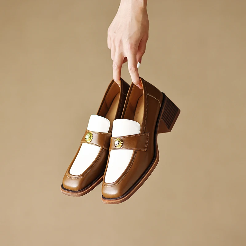 

Luxury Brand Decoration of metal Loafers Genuine Leather Flat Shoes Women Round head Mix-color Designer Slip-ons Flats