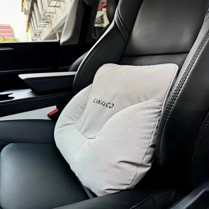 Фото Подушка для подголовника автомобиля из замши для LYNK&CO 01, 02, 03+, 05, 06, 09 PHEV, 09 Summer S-Class, защитная подушка для шеи №5