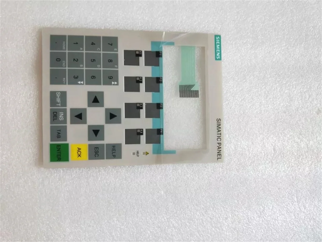 

Мембранная клавиатура OP77A 6AV6 641-0BA11-0AX1 6AV6641-0BA11-0AX1