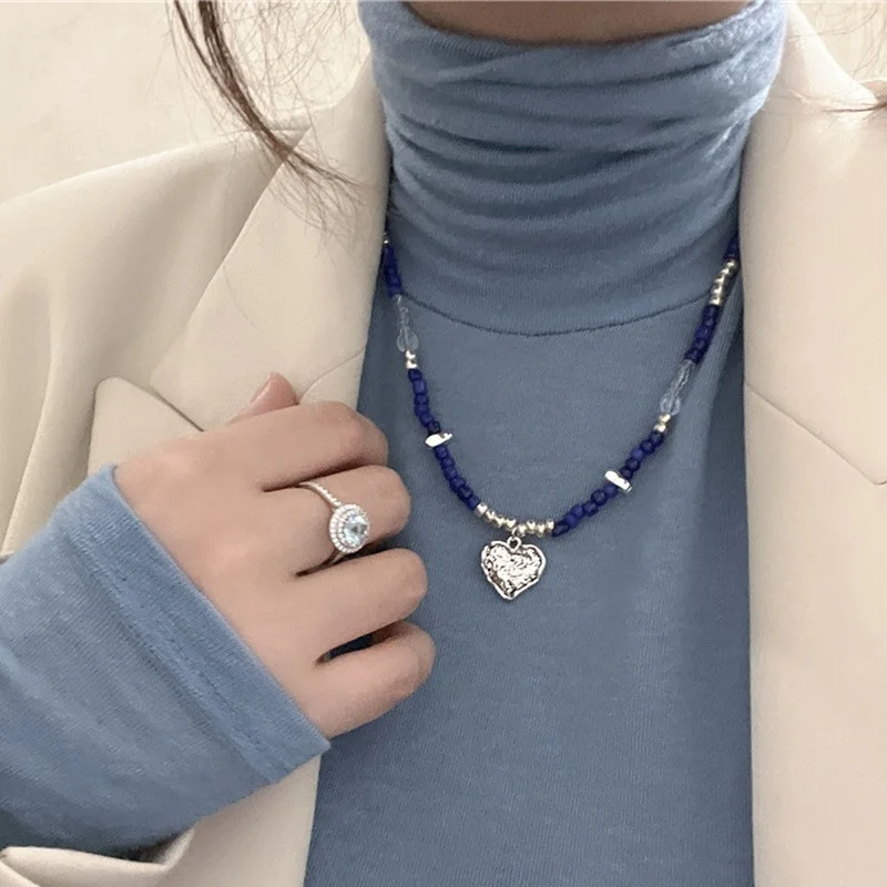 

Minar 2022 New Arrival Metallic Love Heart Choker Necklace for Women Transparent Klein Blue Color Beads Chain Pendant Necklaces