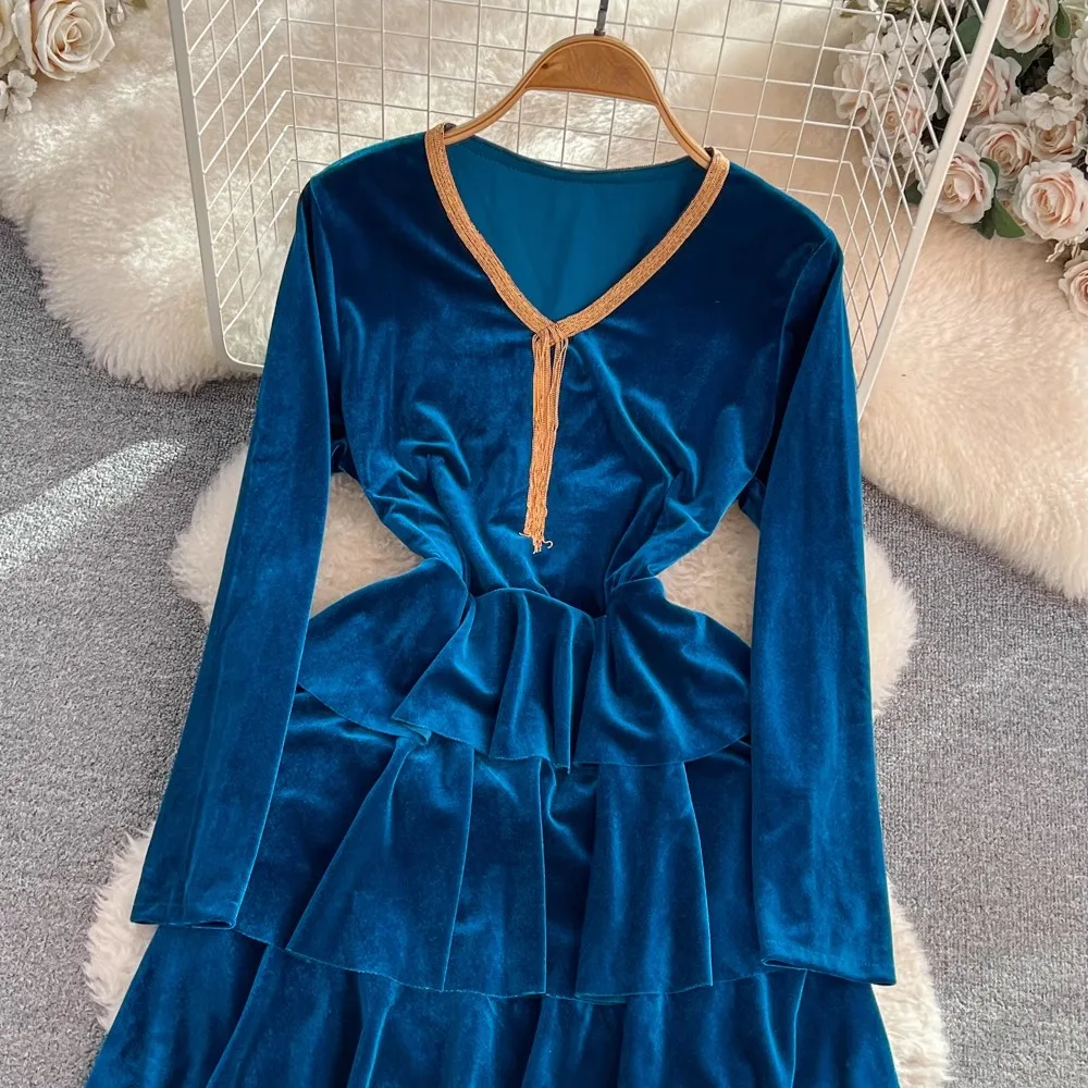 Женское бархатное платье с V-образным вырезом длинным рукавом