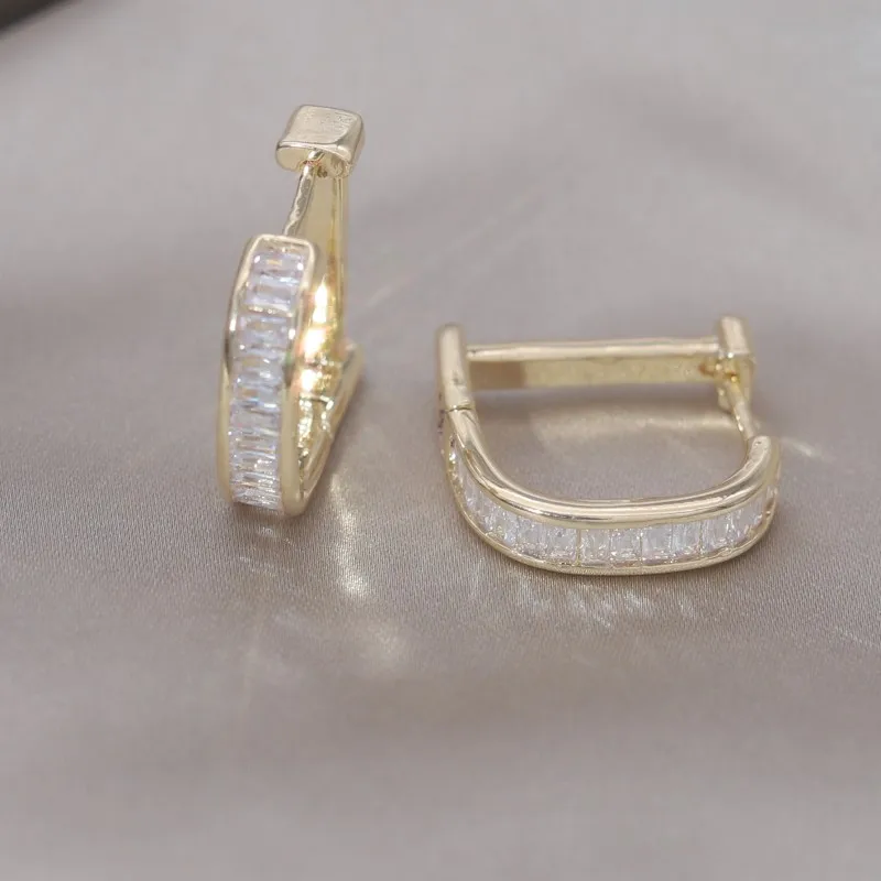 

2023 14K Gold plated Korea New Design Fashion Jewelry Simple Letter D Zircon Earrings Elegant Women's Daily Work Accessories