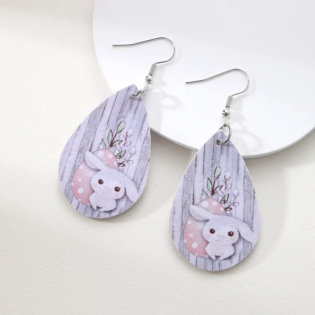 Милые кожаные серьги в форме кроличьего яйца женские трансграничные европейском