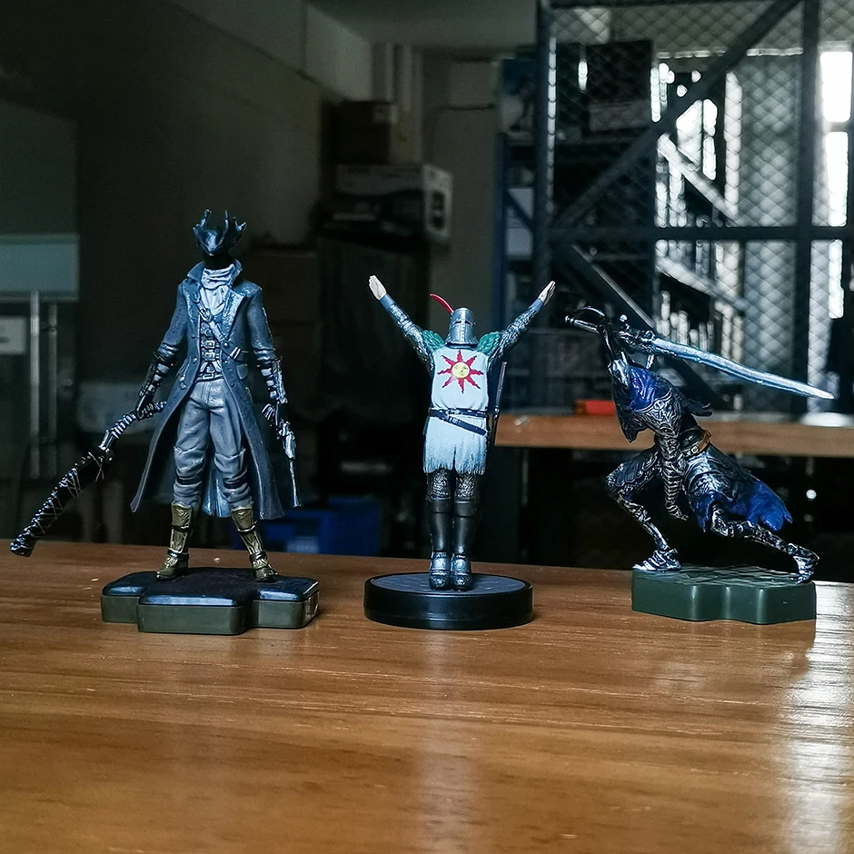 

Фигурка тьмы души солнце воин арториас кровавый Бад Gamestop 1-е издание фигурка Коллекционная модель Кукла для рождественского подарка