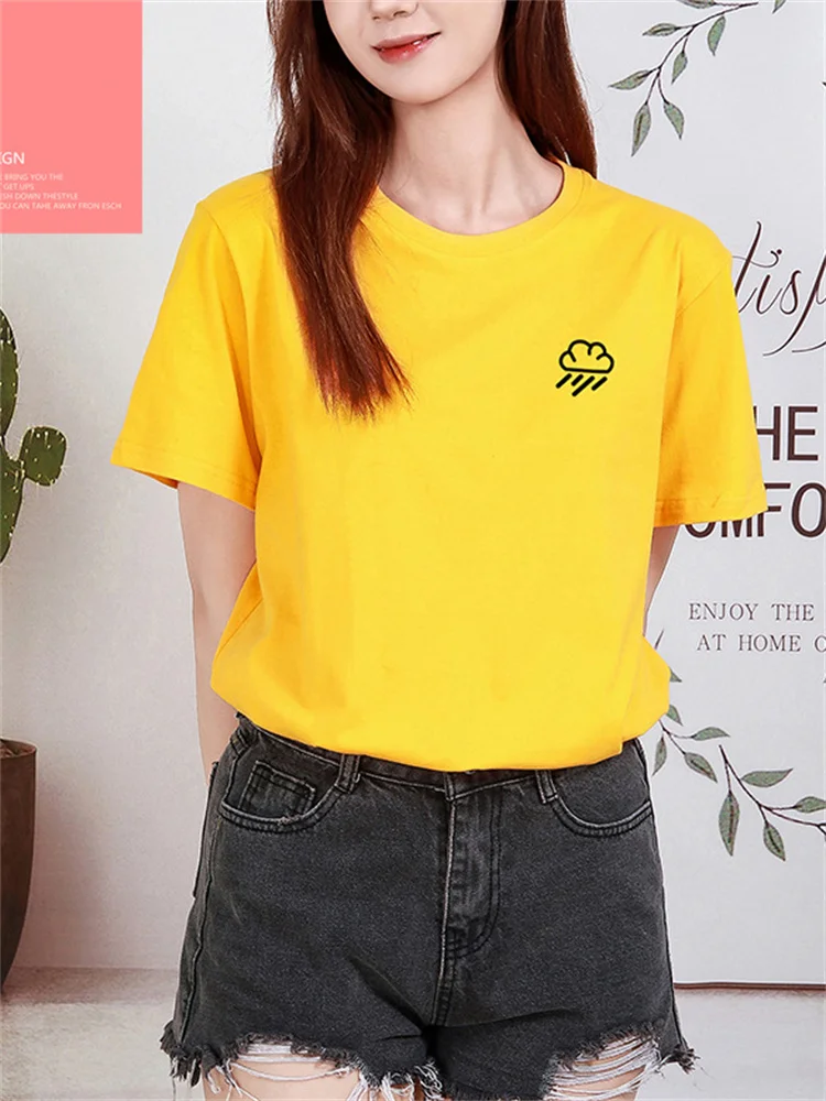 

Футболка женская с круглым вырезом, свободный хлопковый топ с коротким рукавом, модная рубашка в Корейском стиле, с принтом дождя и облаков, ...