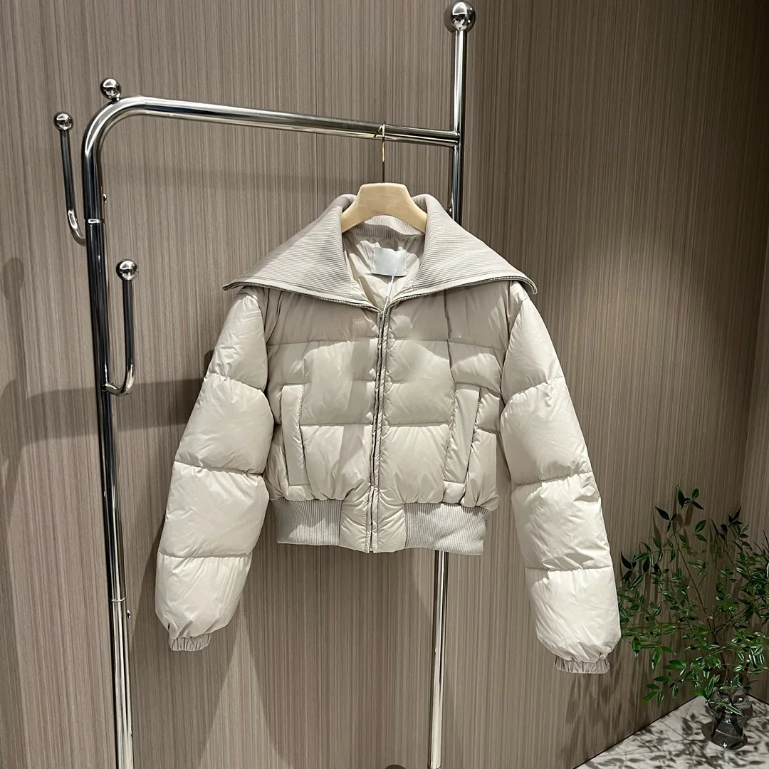 

2023 Women's Clothing sweet age-reducing Ribbed down jacket with large lapel neck and high neck Winter New 102.5