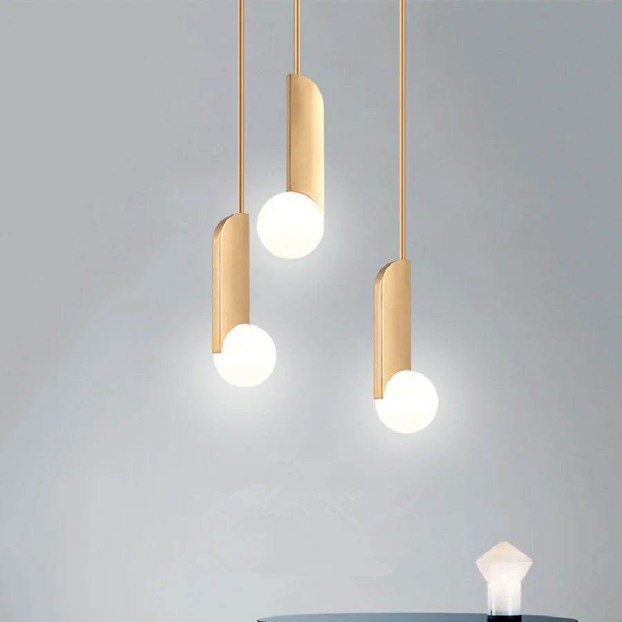 

Подвесная лампа в стиле пост-модерн, дизайнерский простой светильник в скандинавском стиле, Золотая лампа для обеденного стола, прикроватн...