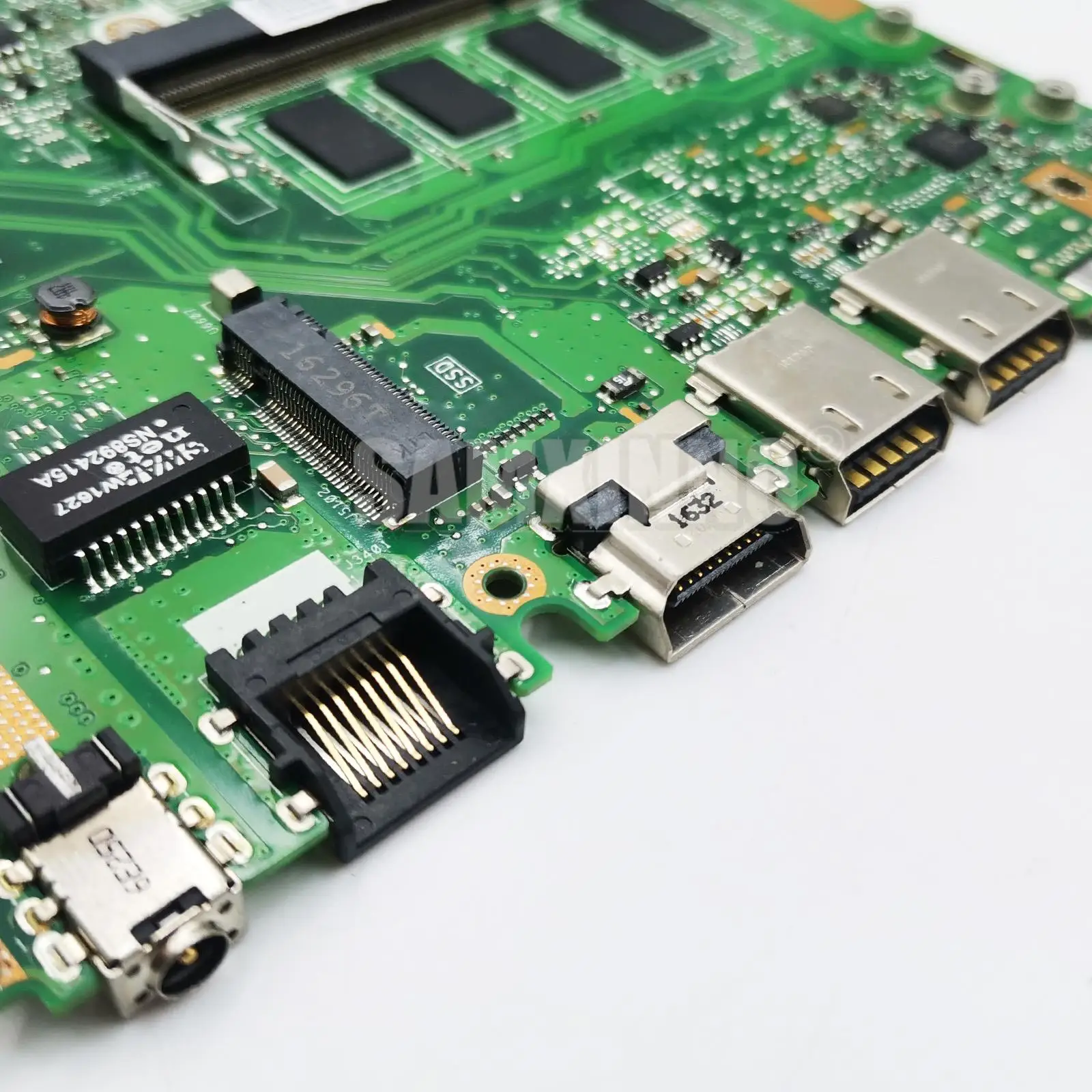 Рисунок 5 - TP501UB Материнская плата ASUS