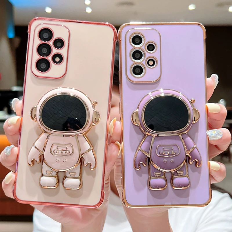 

Astronaut Holder Heart Plating Case For Samsung Galaxy A52 A52S A53 A13 A33 A23 A12 S22 S21 Ultra Plus S20 FE Shockproof Cover