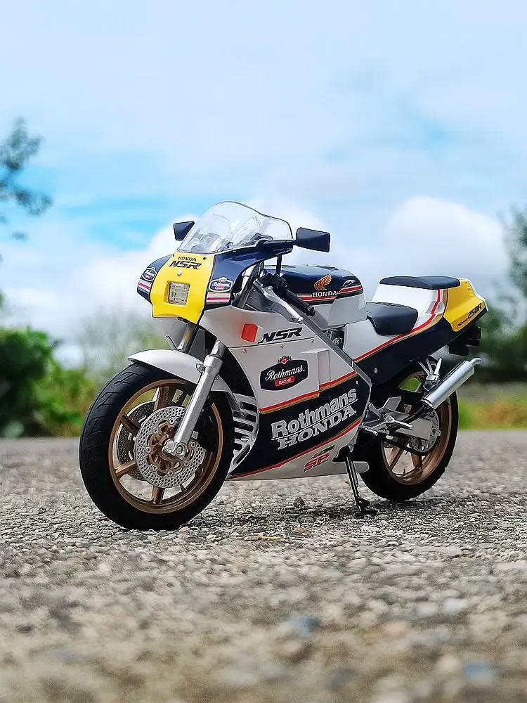 Qingdao Society 1/12 Honda NSR 250R пожарная машина имитация модели мотоцикла коллекция