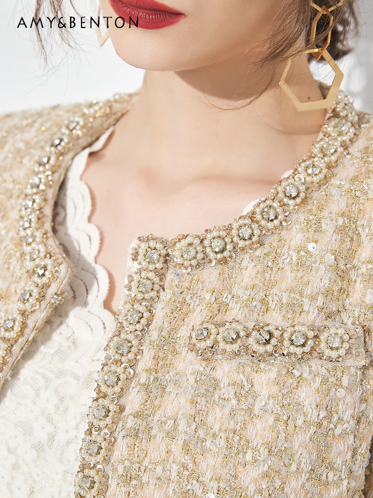 Элегантный твидовый комплект абрикосового цвета из двух предметов с