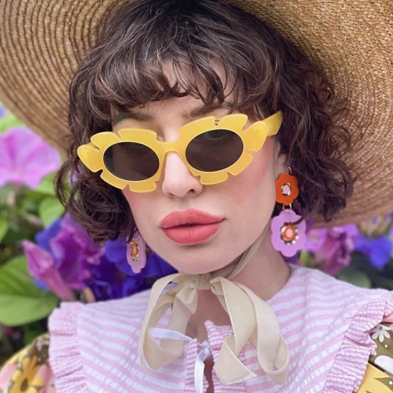 

Unique Cat Eye Sunglasses Women Sunflower Sun Glasses Candy Color Flower Shades Female Party Decoration Glasses Lents De Sol