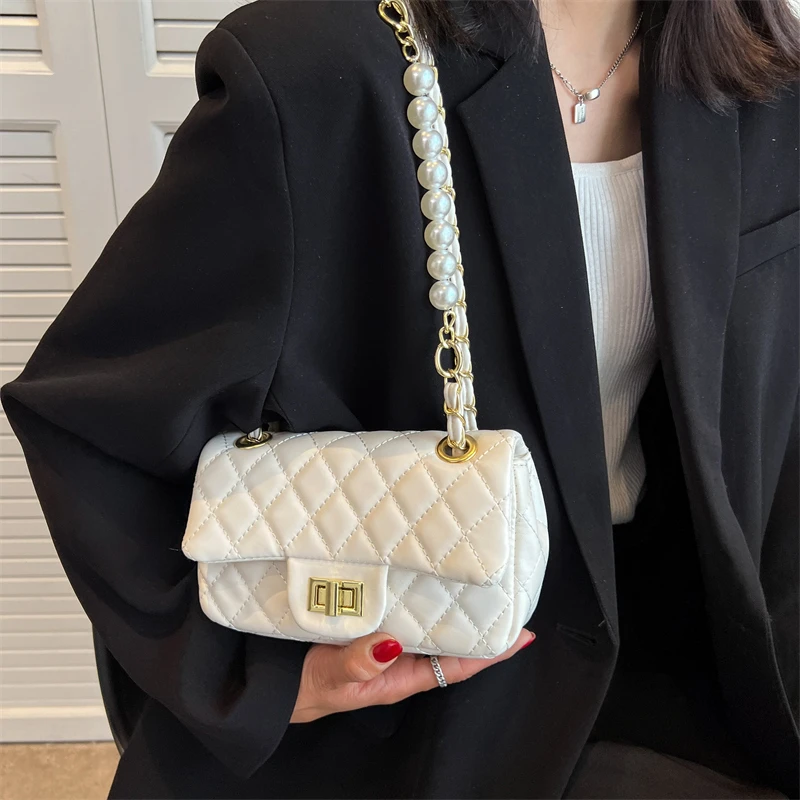 

Женская сумка 2022, трендовые модные маленькие кошельки на плечо и сумочки, женские роскошные дизайнерские сумки через плечо из искусственно...