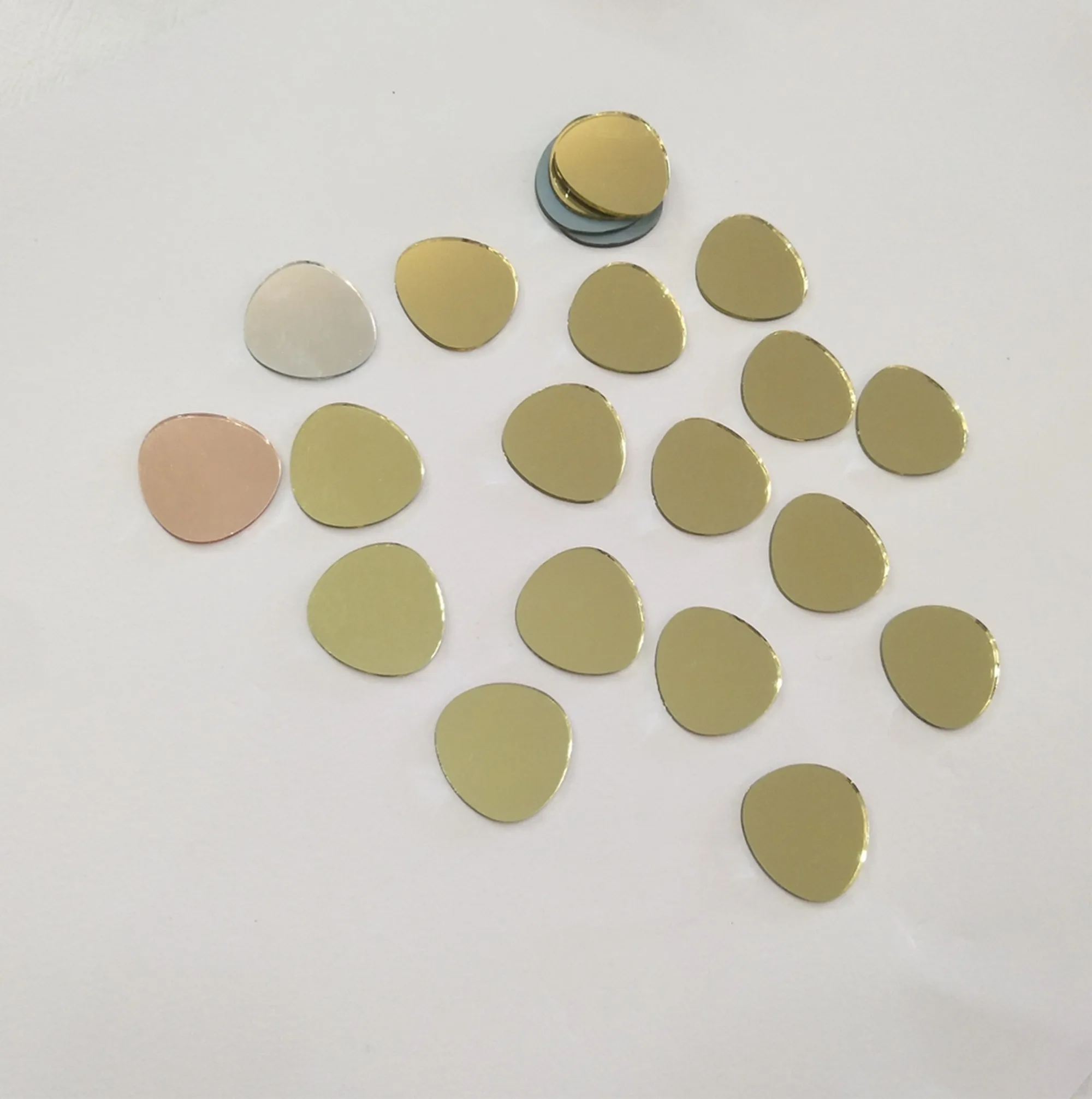 100 шт. овальных зеркальных мозаичных элементов из гальванического стекла для