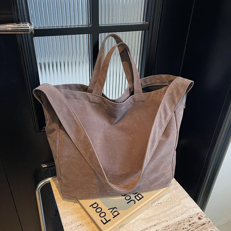 Фото Large Capacity Velvet 2024 Hot Selling Tote Bag Zipper Solid Color Popular Fashion Handbag Soft Simple Commuting Shoulder Bag №3
