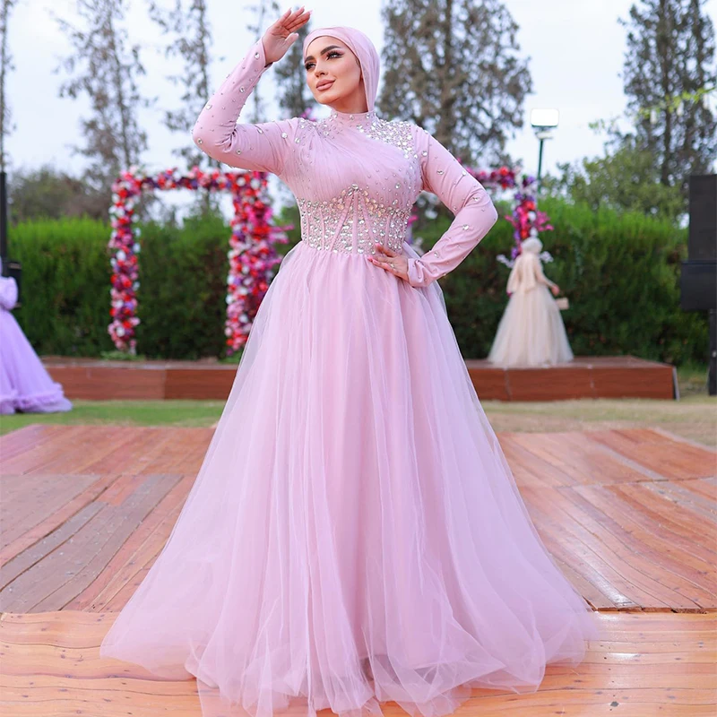 

Pink Prom Dresses Long Sleeves Floor Length A Line Tulle Crystal Beaded Modest Evening Birthday Party Gowns for Hijab Women